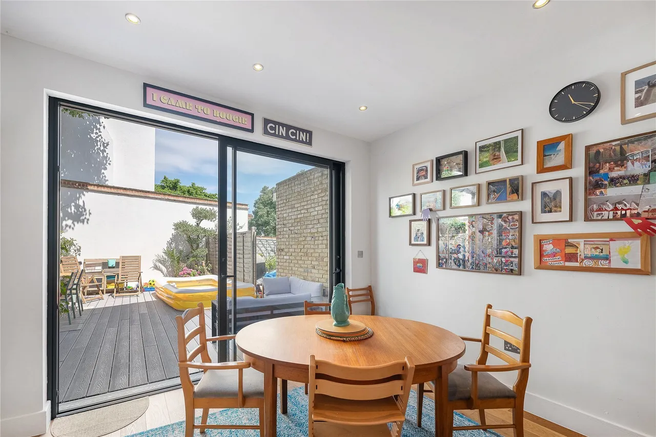 Church Lane, London, SW17, photo 10
