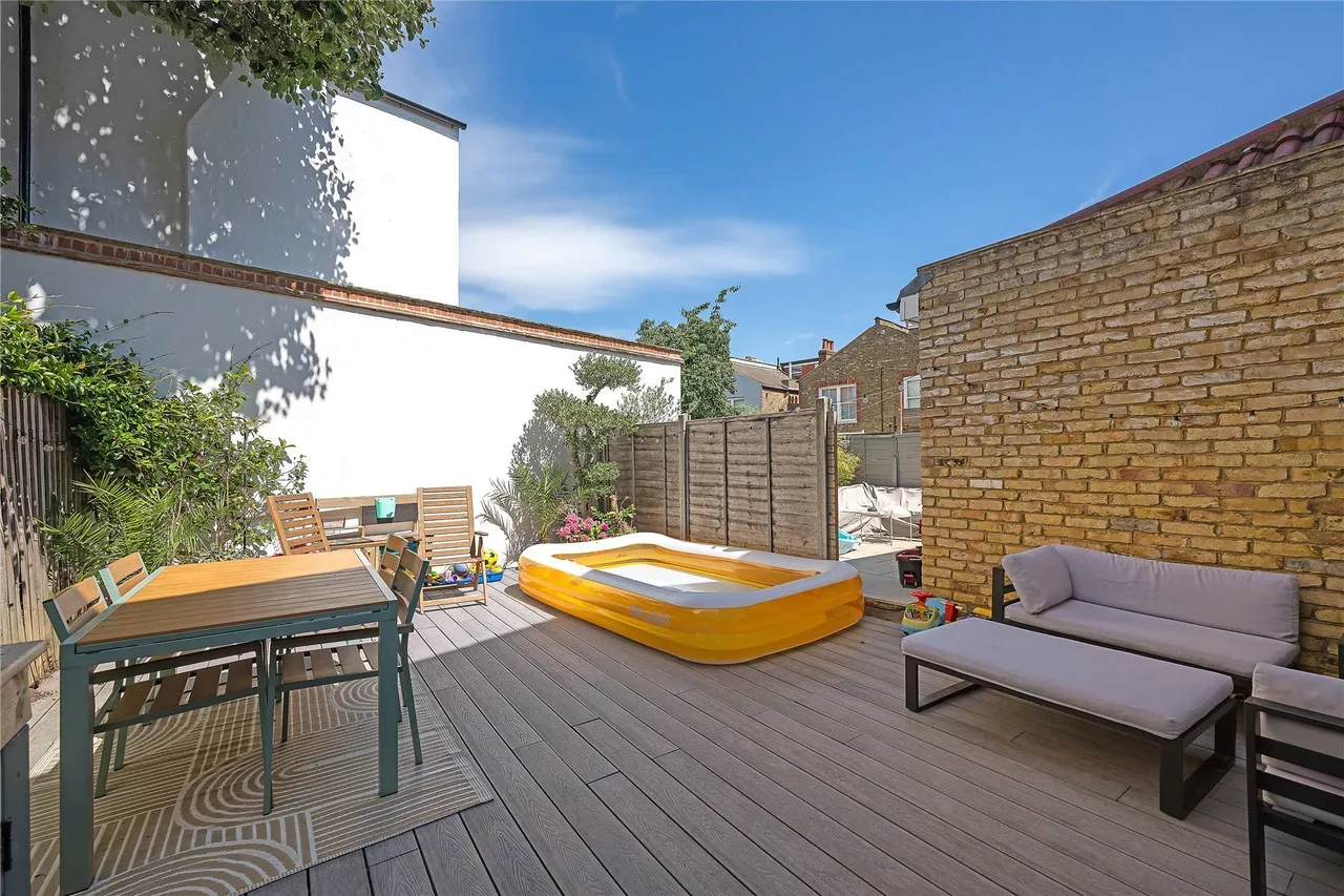 Church Lane, London, SW17, photo 12