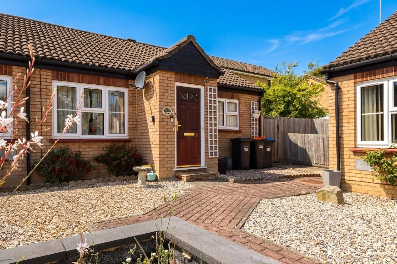 2 bed house for sale, Conniborrow, Milton Keynes