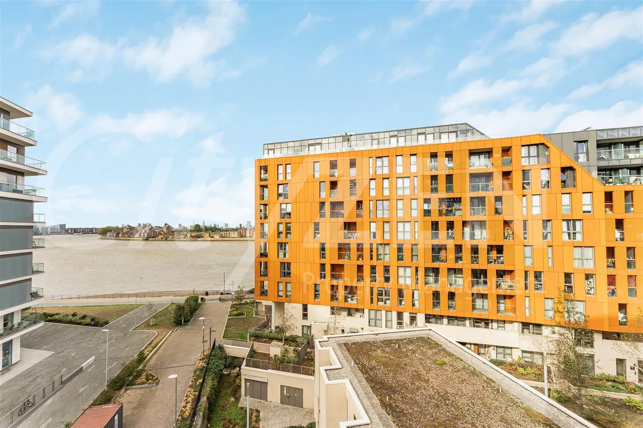 Cable Walk, London, SE10, photo 18