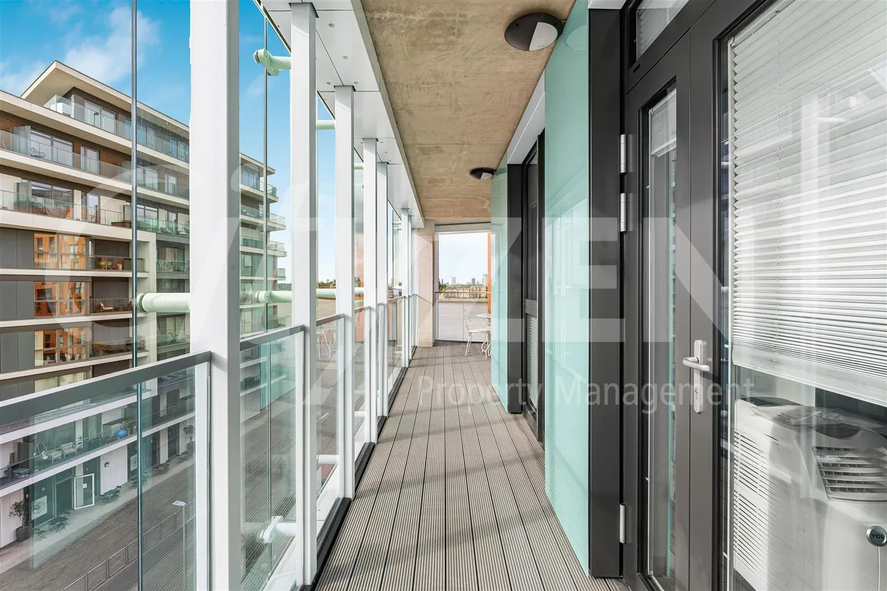 Cable Walk, London, SE10, photo 16