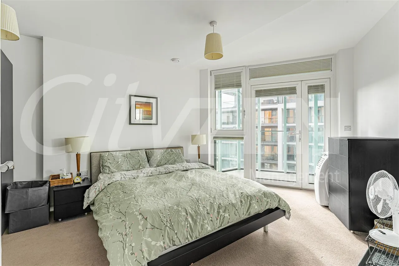 Cable Walk, London, SE10, photo 3