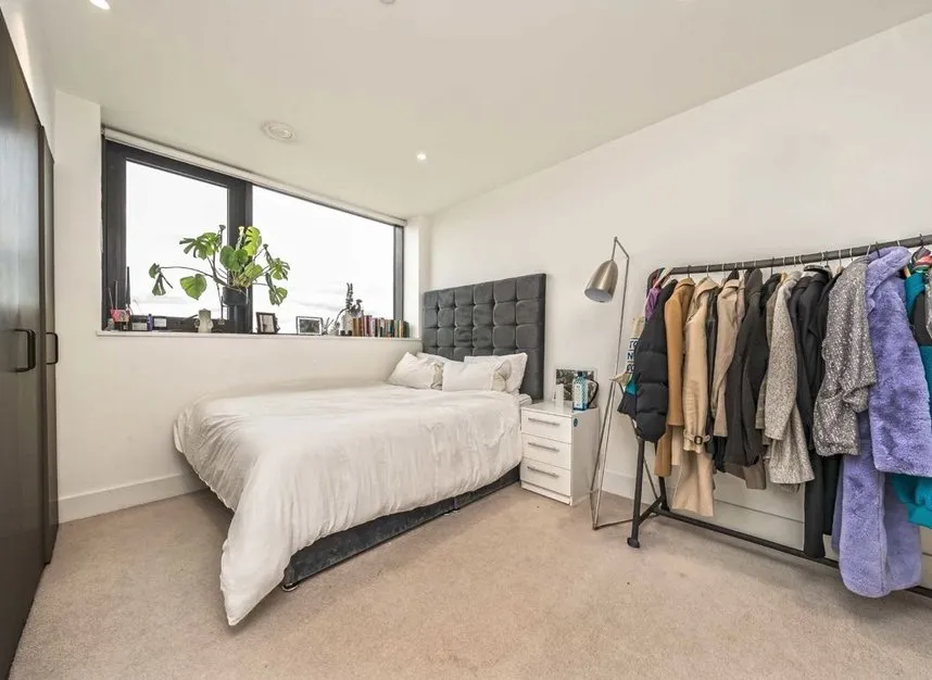 Kingsland High Street, Dalston, E8, photo 8
