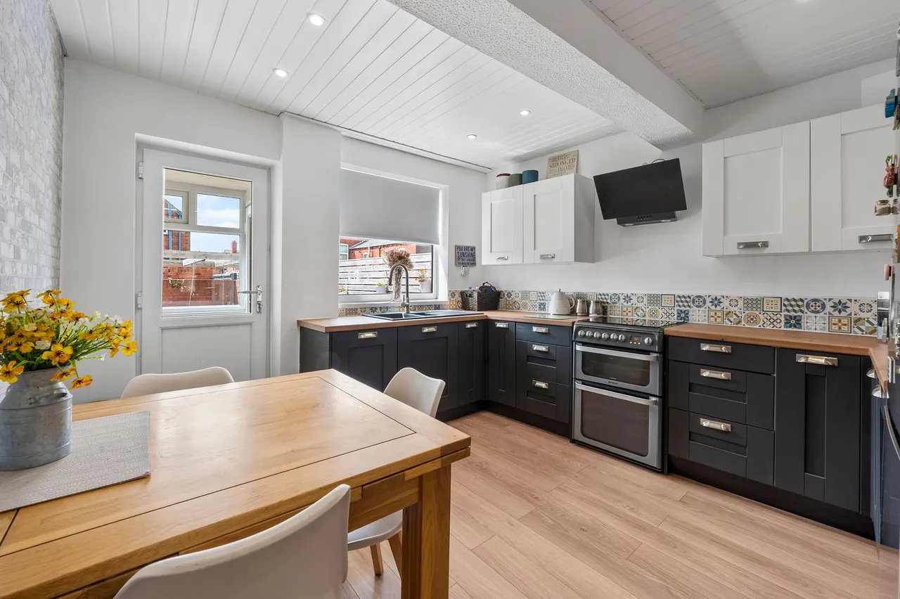 Windleshaw Road, Dentons Green, St. Helens, St. Helens, WA10 6TD, photo 3