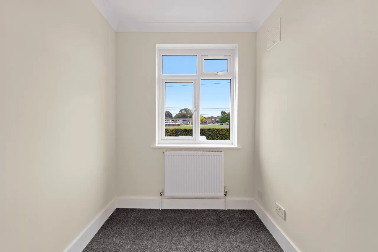 James Road, Dartford, Kent, DA1 3NE, photo 9