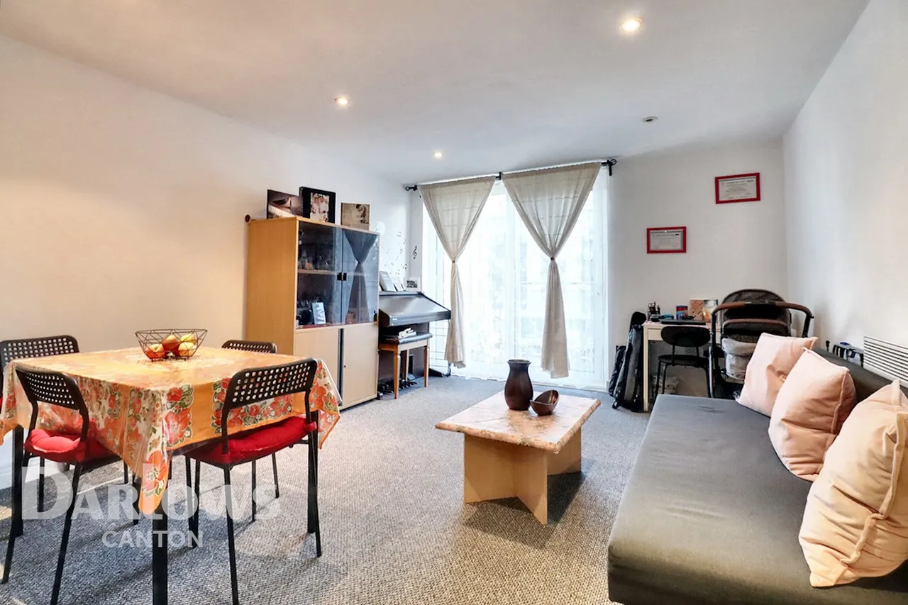 Ferry Court, Cardiff, photo 10