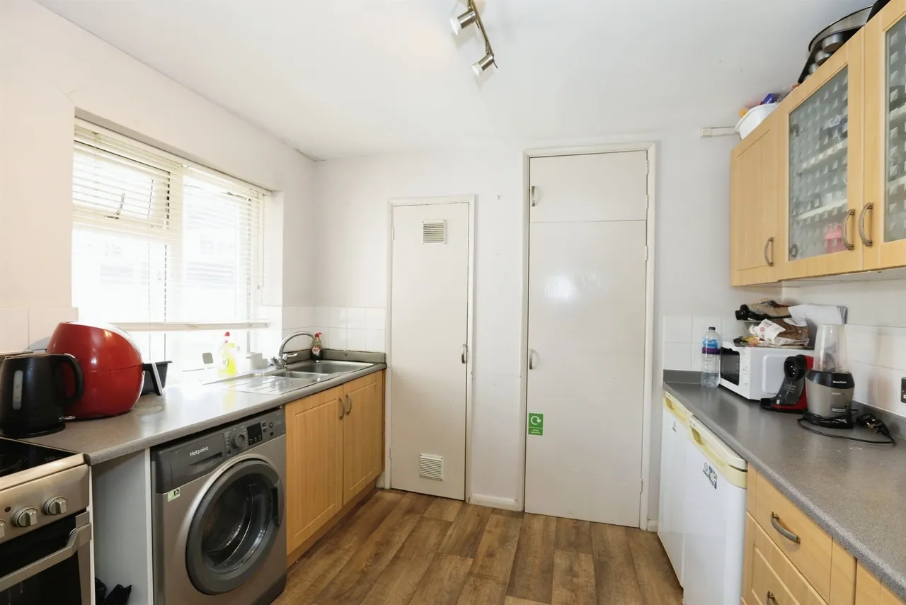 Jireh Court, HAYWARDS HEATH, photo 3