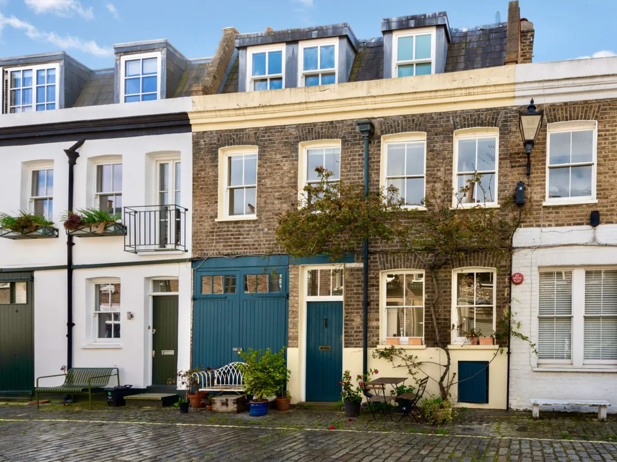 2 bed house for sale, Pindock Mews, London, W9