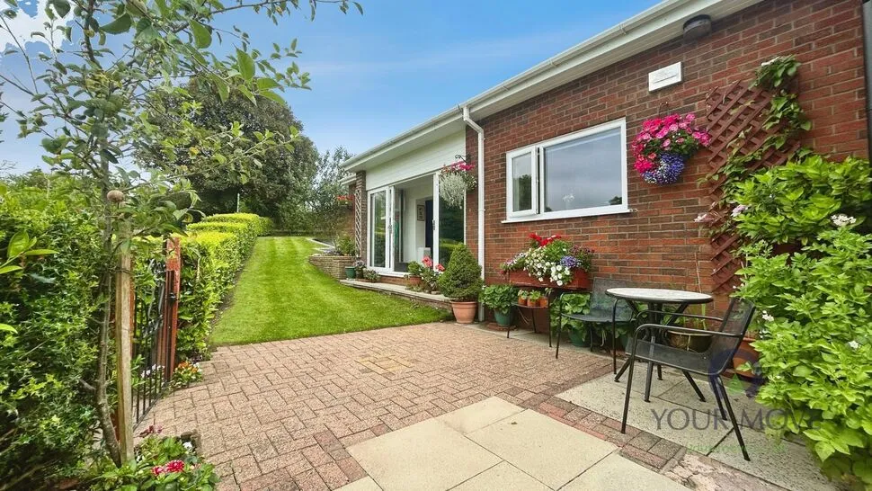 Brellafield Drive, High Crompton, Greater Manchester, OL2, photo 12