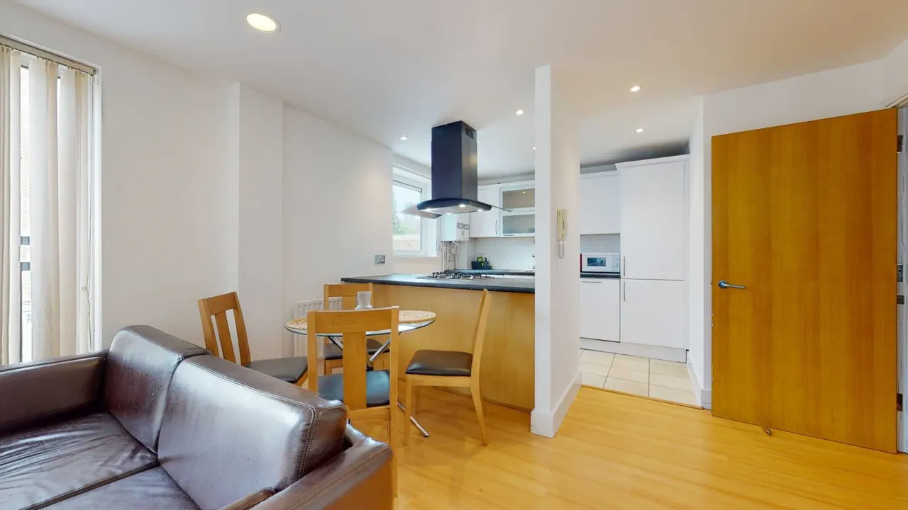 Westferry Road, Canary Wharf, E14 3QA, photo 6