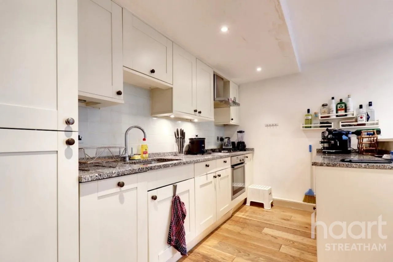 Shrubbery Road, SW16, photo 3
