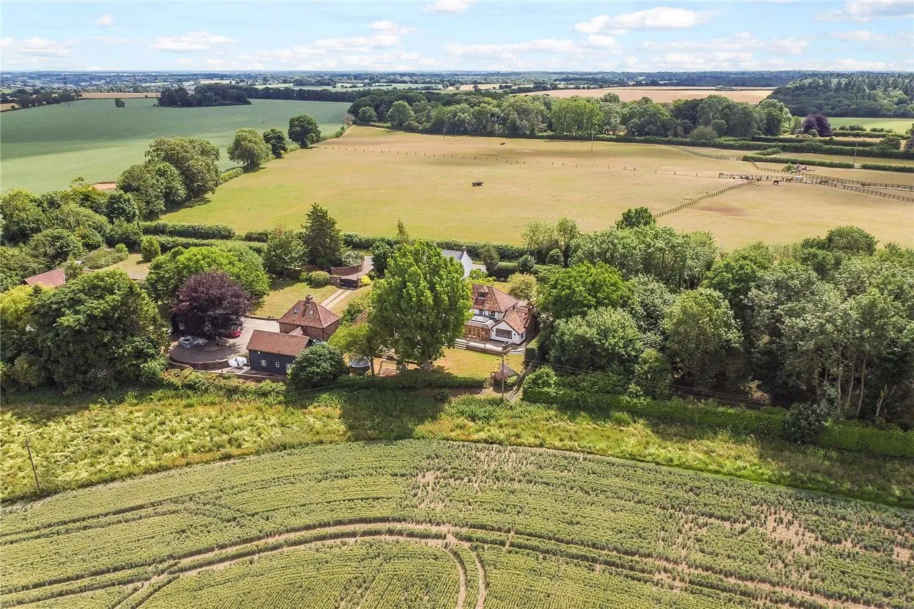 Lynch Hill, Kensworth, LU6, photo 2