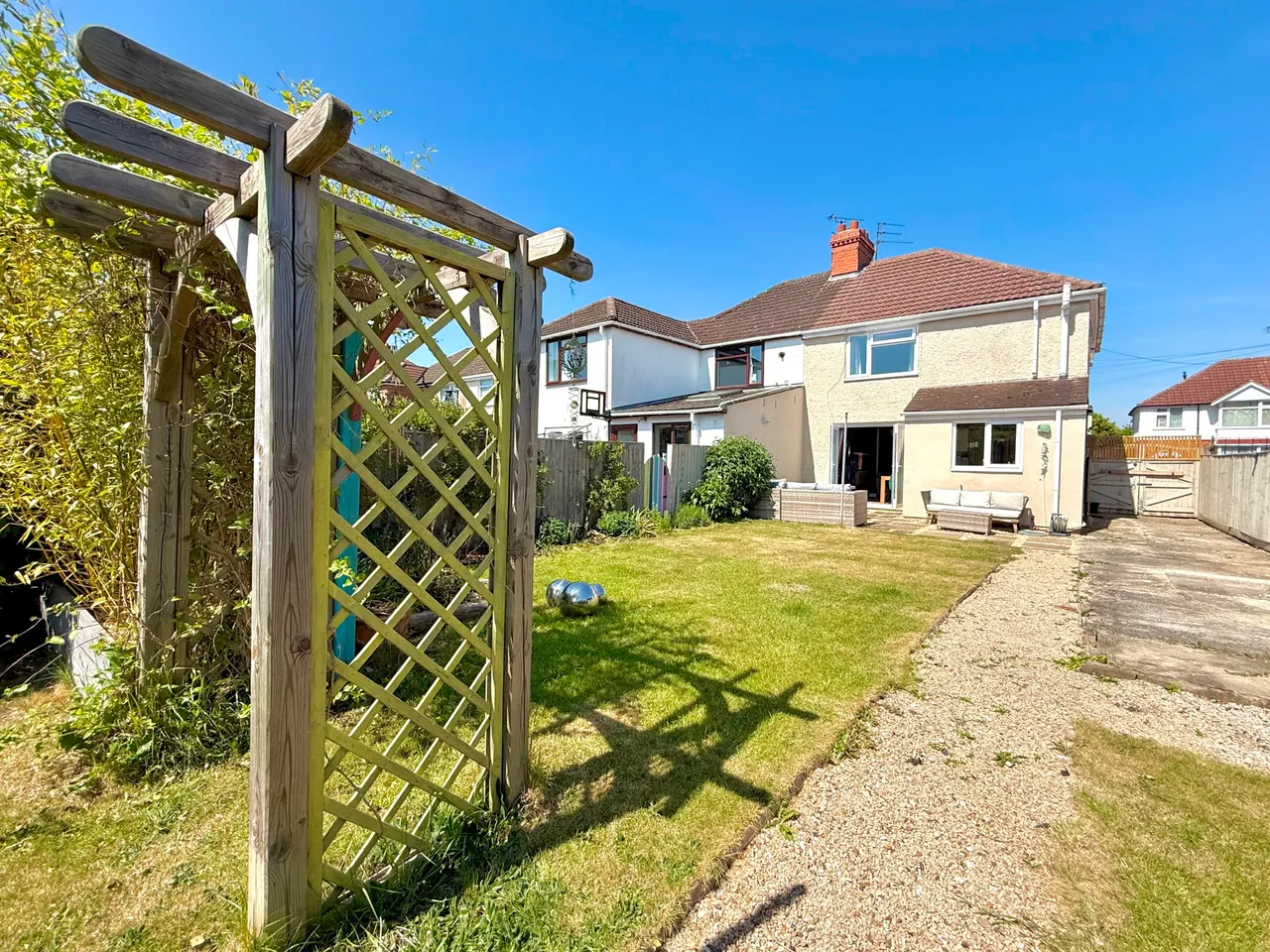 3 bed house for sale — Walcot Road, Swindon, Wiltshire, SN3 1BH