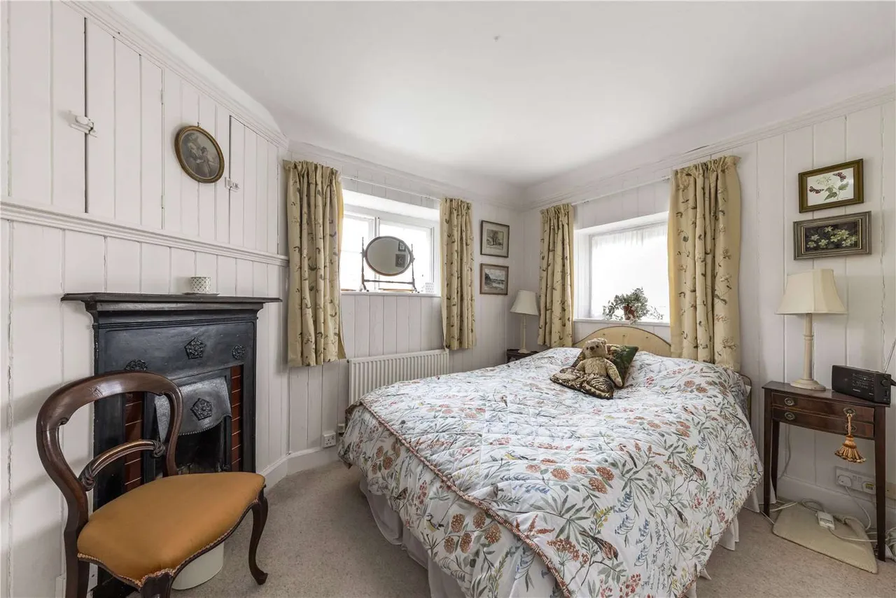 Westcott Street, Westcott, RH4, photo 10