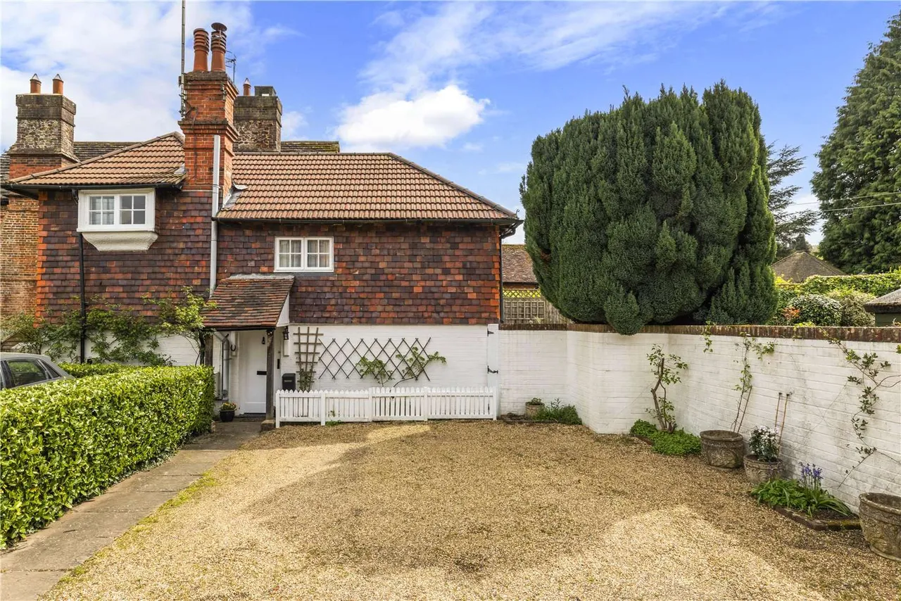 Westcott Street, Westcott, RH4, photo 19