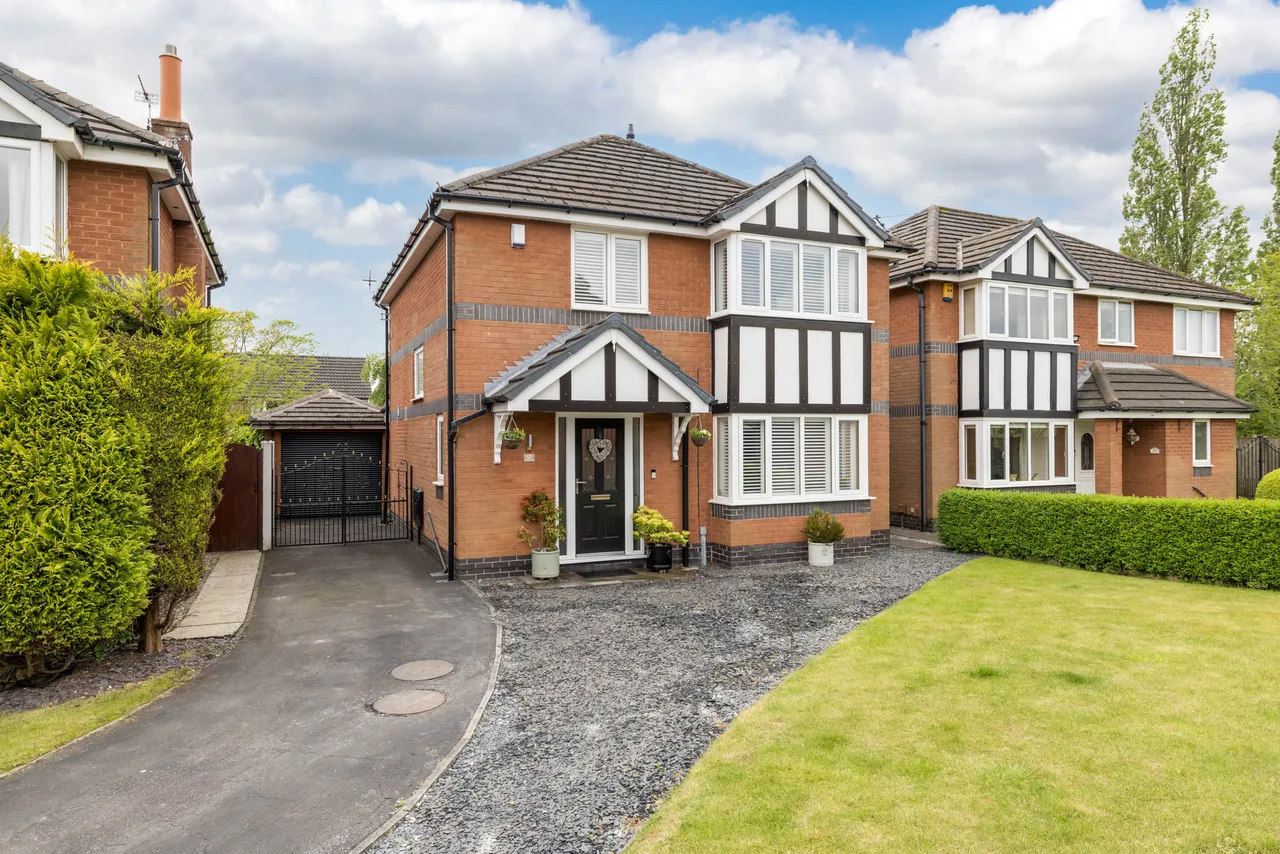 4 bed house for sale, Riverdale Close, Standish Lower Ground, WN6