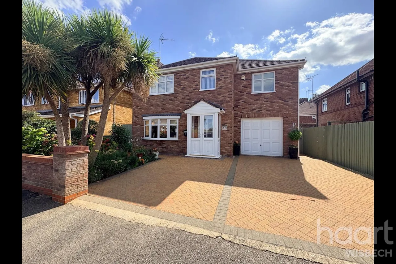 3 bed house for sale, Third Avenue, Wisbech, PE13