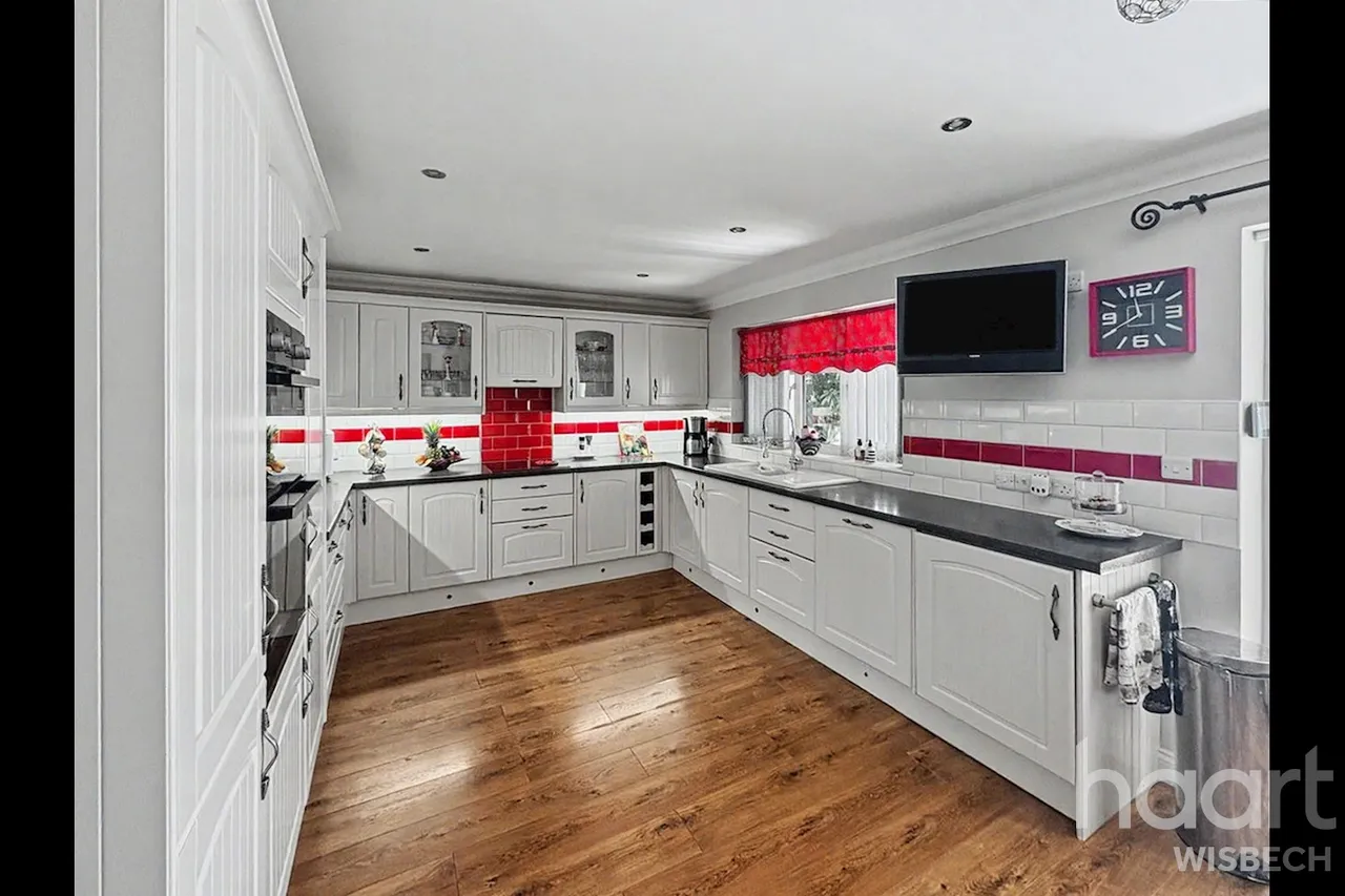 Third Avenue, Wisbech, PE13, photo 8