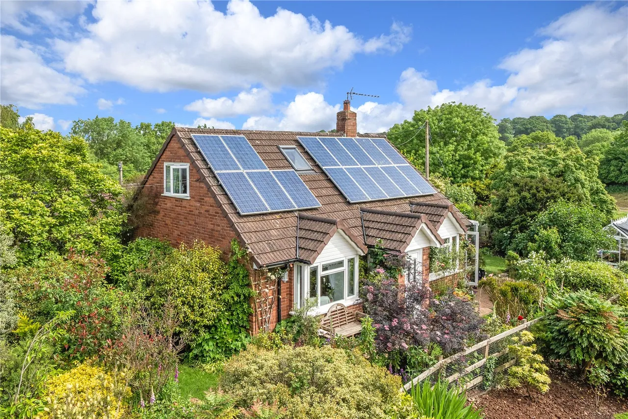 3 bed house for sale — Talaton, Exeter, Devon, EX5 2RQ