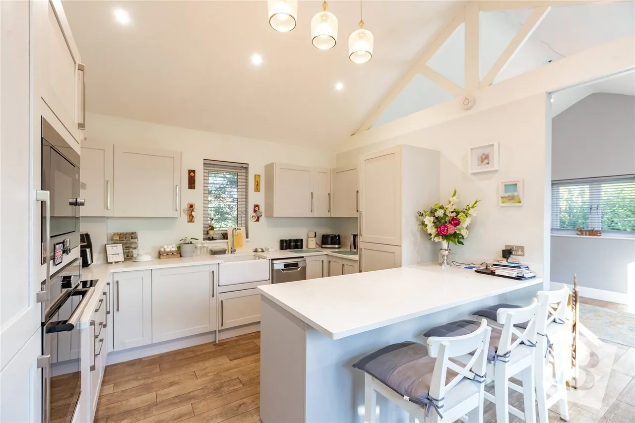 Ashwells Road, Pilgrims Hatch, CM15, photo 28