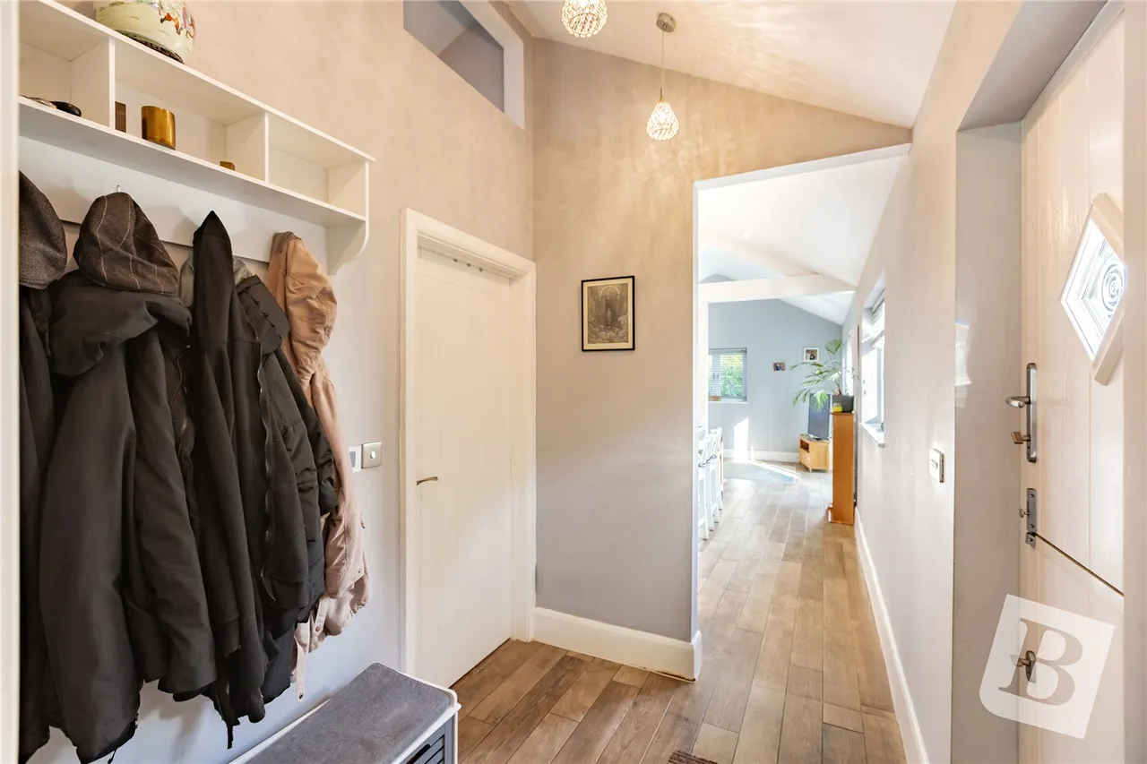Ashwells Road, Pilgrims Hatch, CM15, photo 26