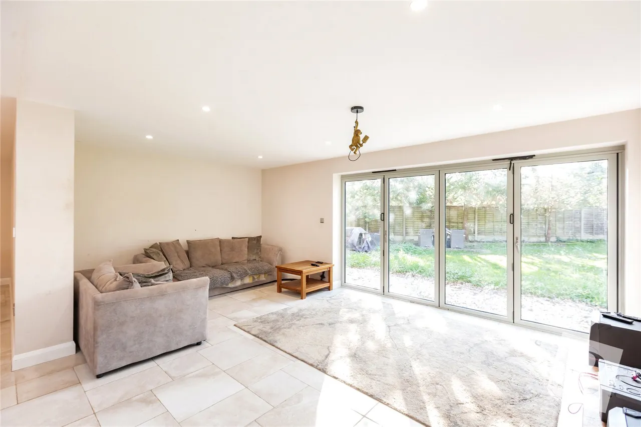 Ashwells Road, Pilgrims Hatch, CM15, photo 9