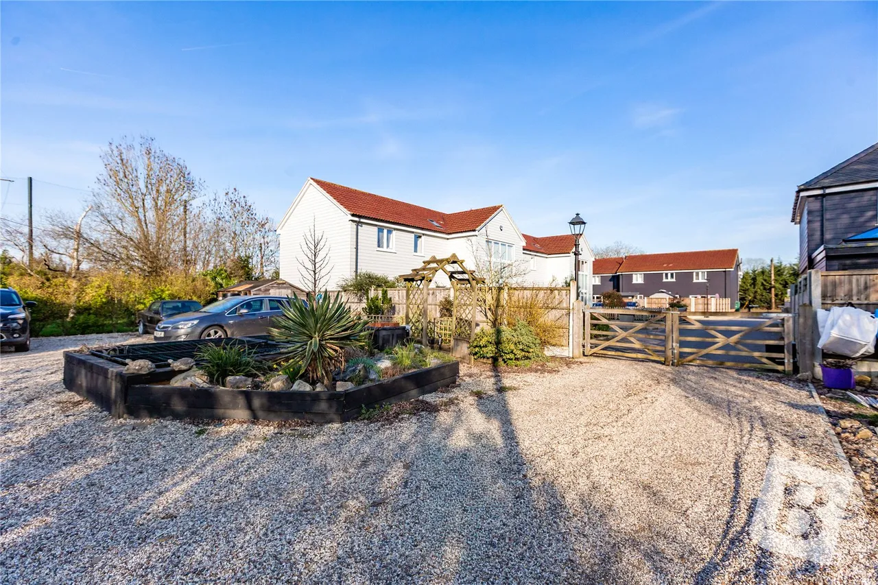Ashwells Road, Pilgrims Hatch, CM15, photo 33