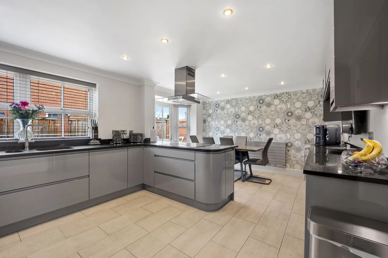 Masefield Drive, Winwick, Warrington, Warrington, WA2 8XH, photo 7