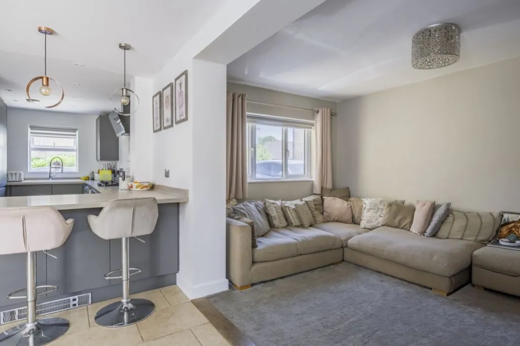 Avenue De Gien, Malmesbury, SN16, photo 3