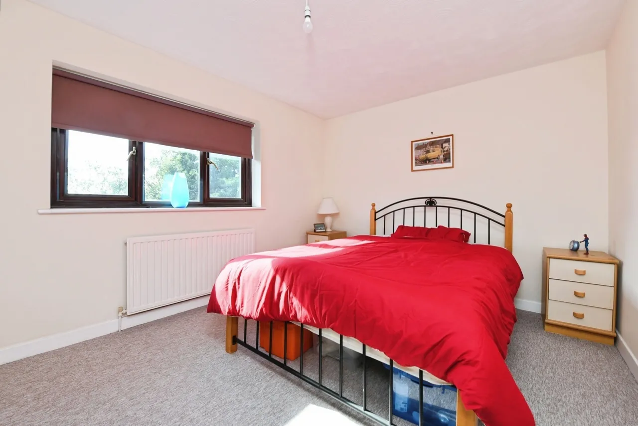 Rosewood Lane, Shoeburyness, Southend-on-Sea, Essex, SS3, photo 9