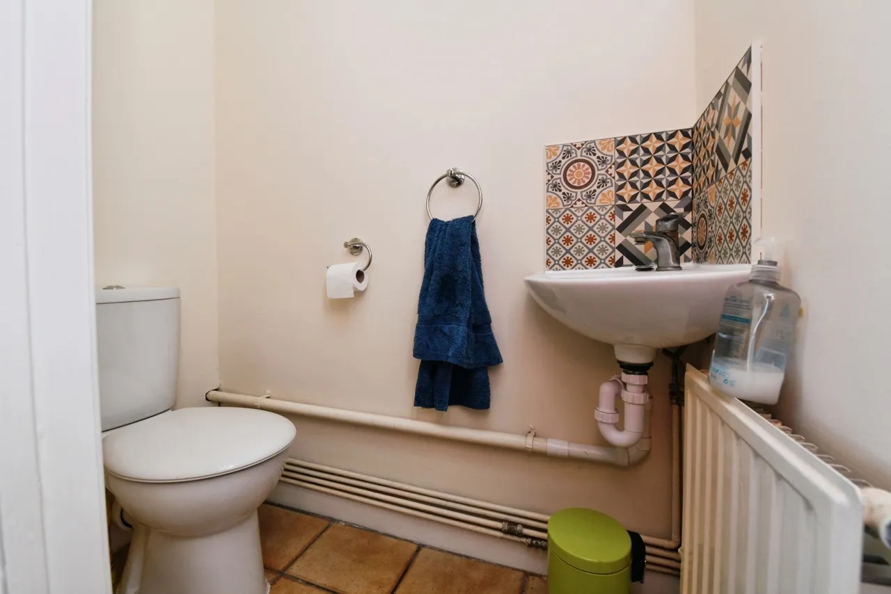 Rosewood Lane, Shoeburyness, Southend-on-Sea, Essex, SS3, photo 14