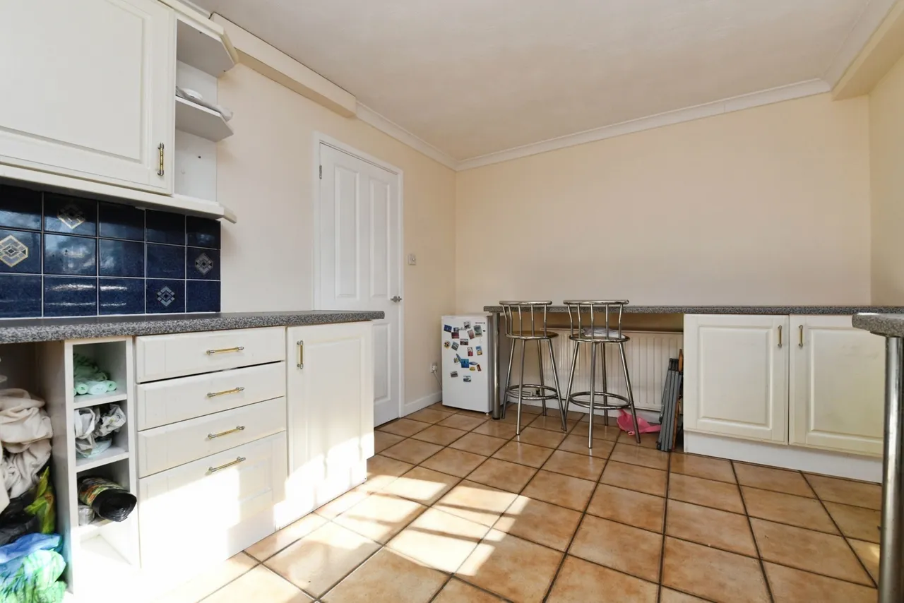 Rosewood Lane, Shoeburyness, Southend-on-Sea, Essex, SS3, photo 5