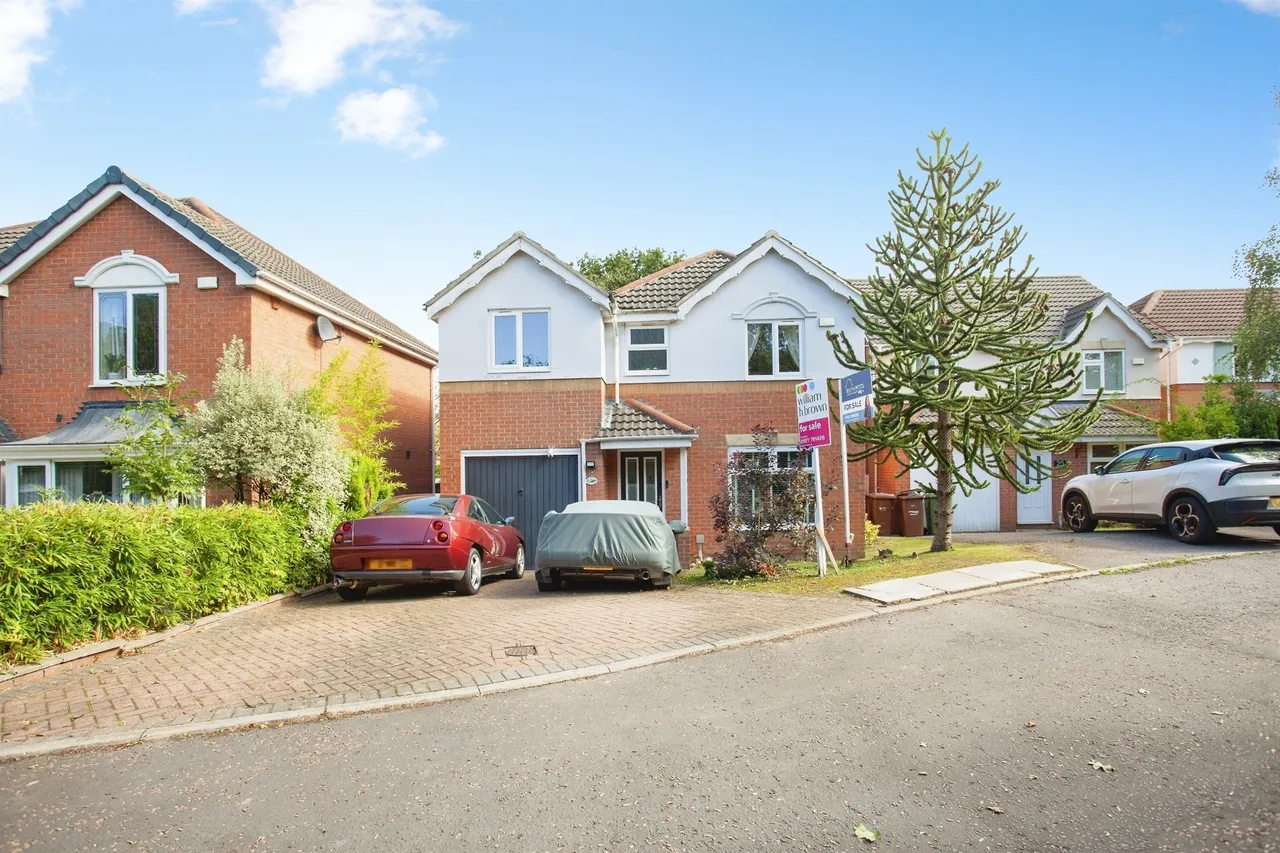 5 bed house for sale — Thistle Drive, Upton, Pontefract