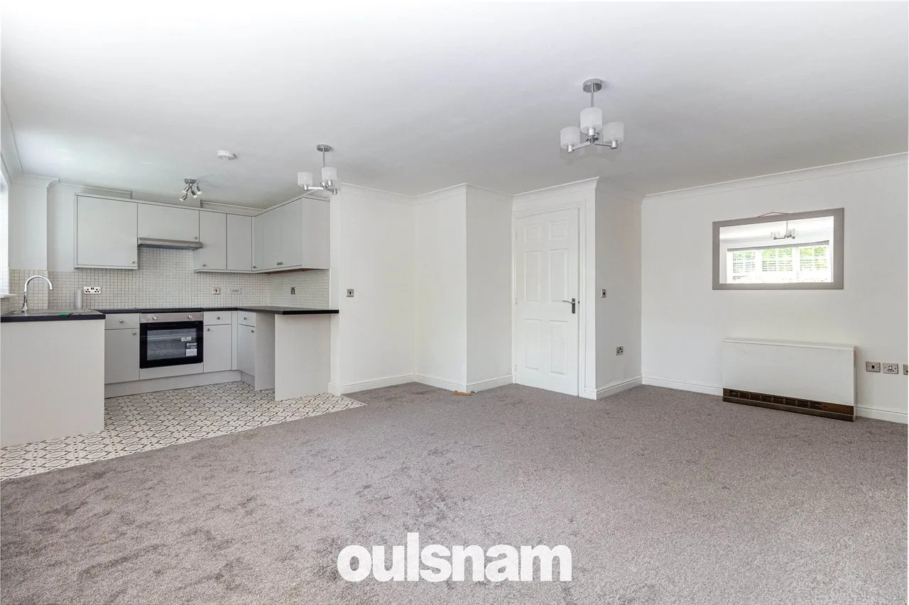 Long Saw Drive, Northfield, Birmingham, B31 5BN, photo 2