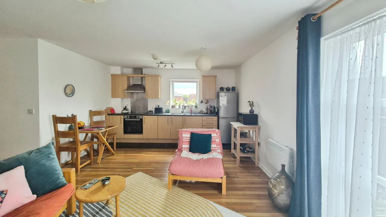 Hartley Court, Stoke-on-trent, ST4, photo 6