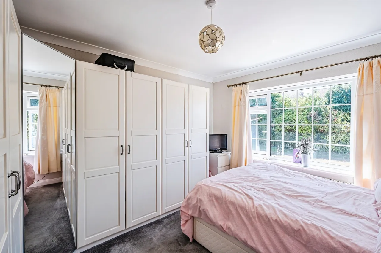 Poynings Close, Seaford, BN25, photo 8