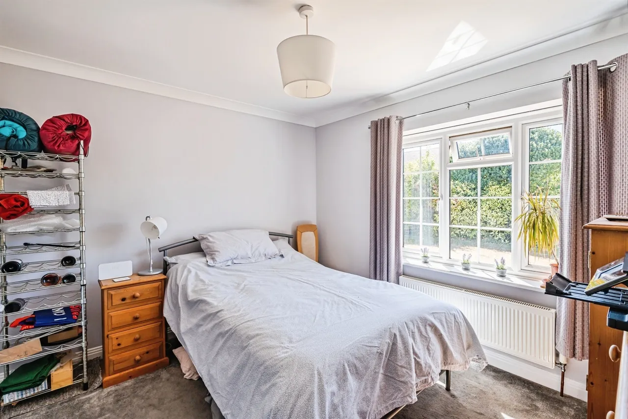 Poynings Close, Seaford, BN25, photo 9