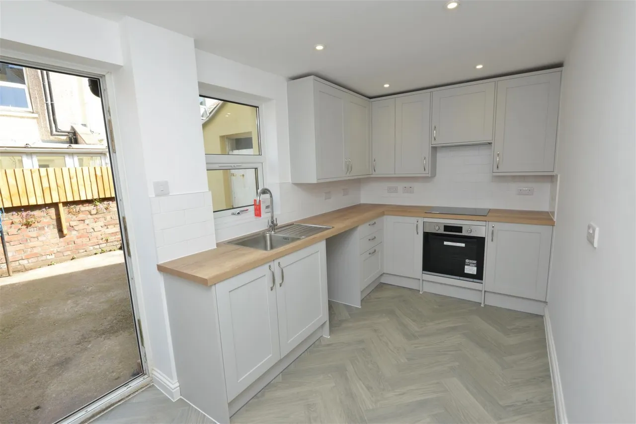Barratt Street, Easton, Bristol, BS5 6DE, photo 12
