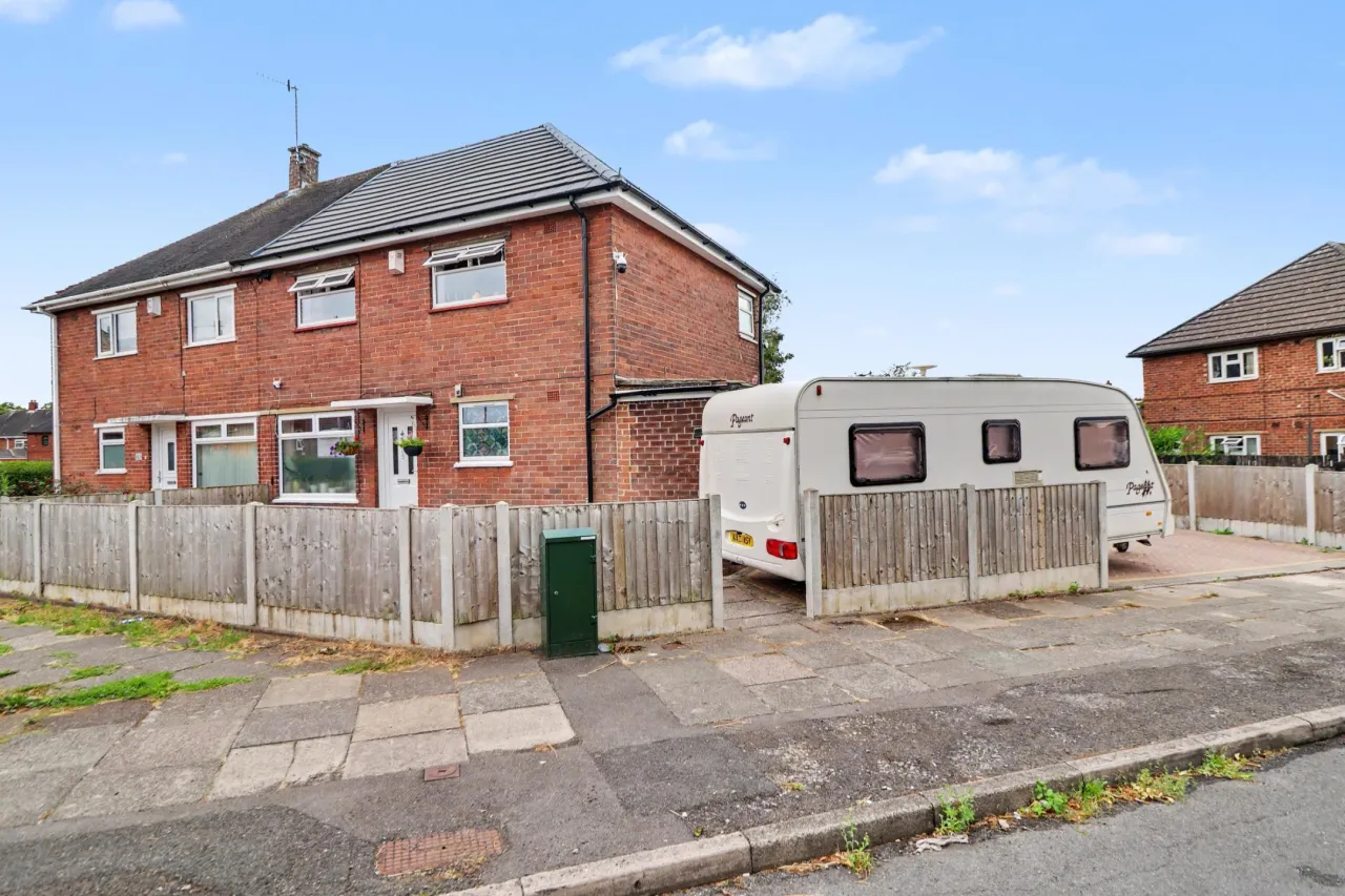 3 bed property for sale, Finstock Avenue, Stoke-On-Trent