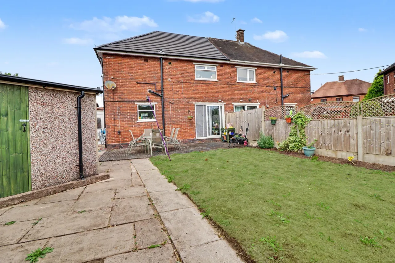 Finstock Avenue, Stoke-On-Trent, photo 13