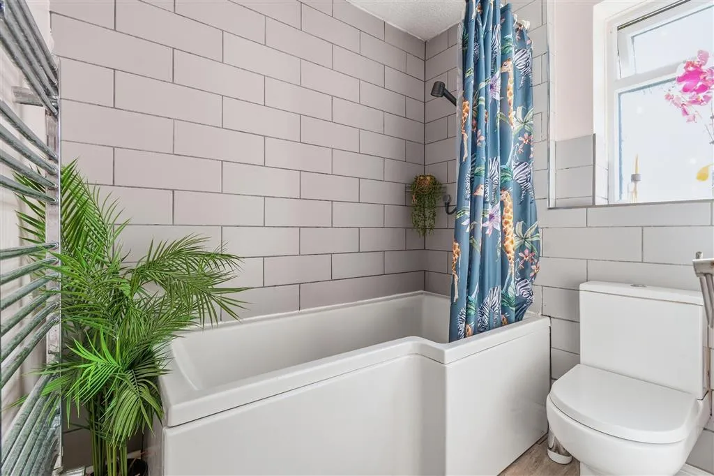 Cedar Road, Stamford, PE9, photo 11