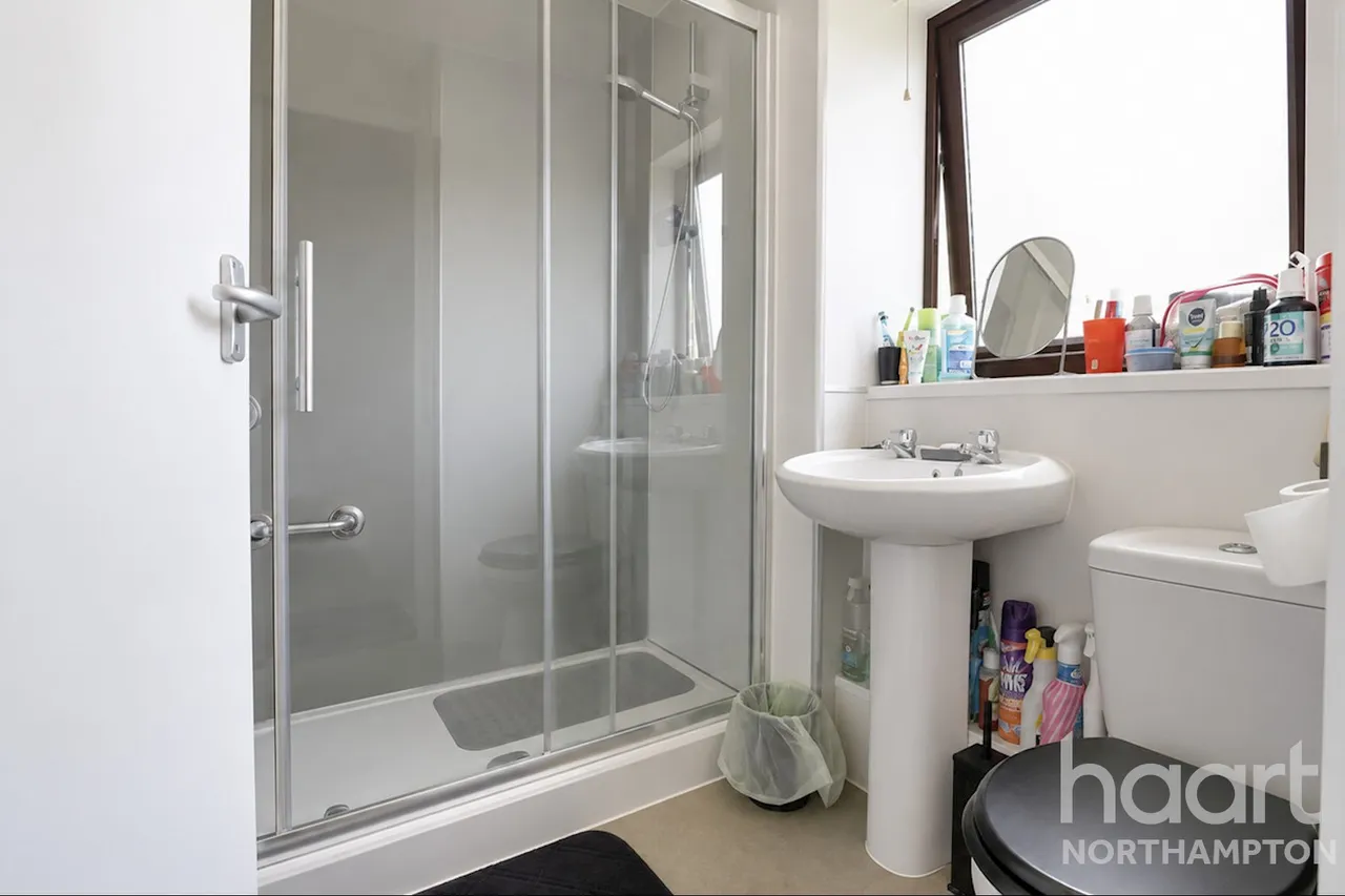 Nicholls Court, Northampton, NN3, photo 7