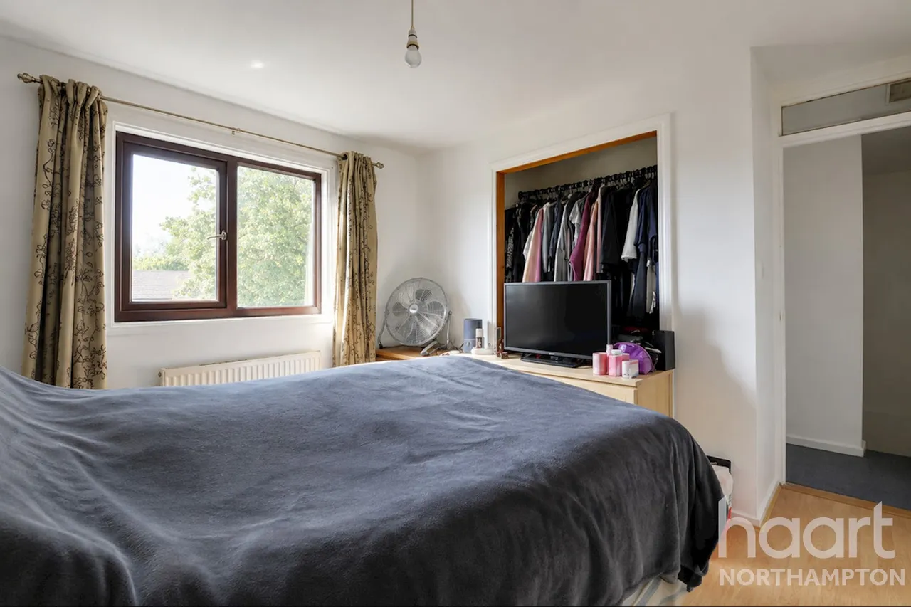 Nicholls Court, Northampton, NN3, photo 9