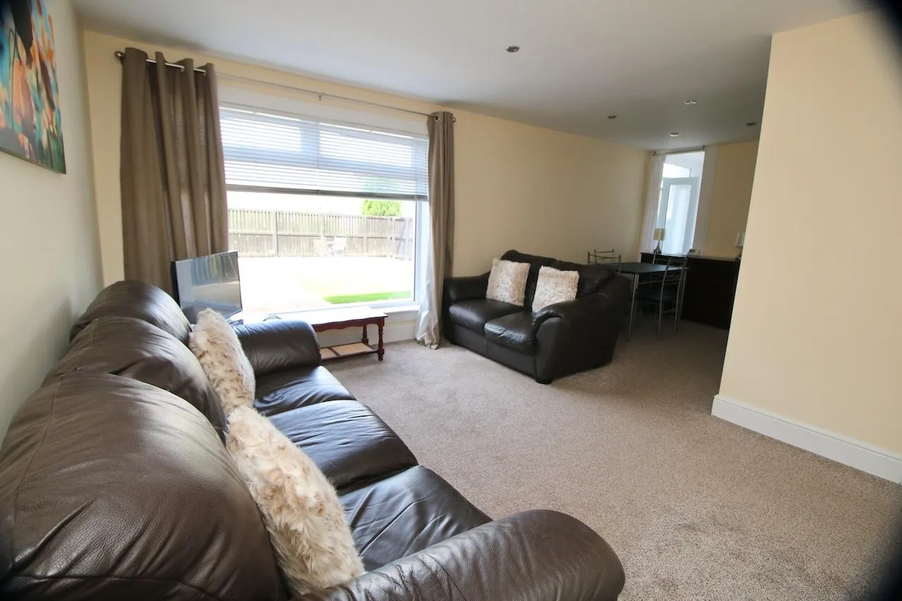 Skye Road, Cumbernauld, G67 1PD, photo 3