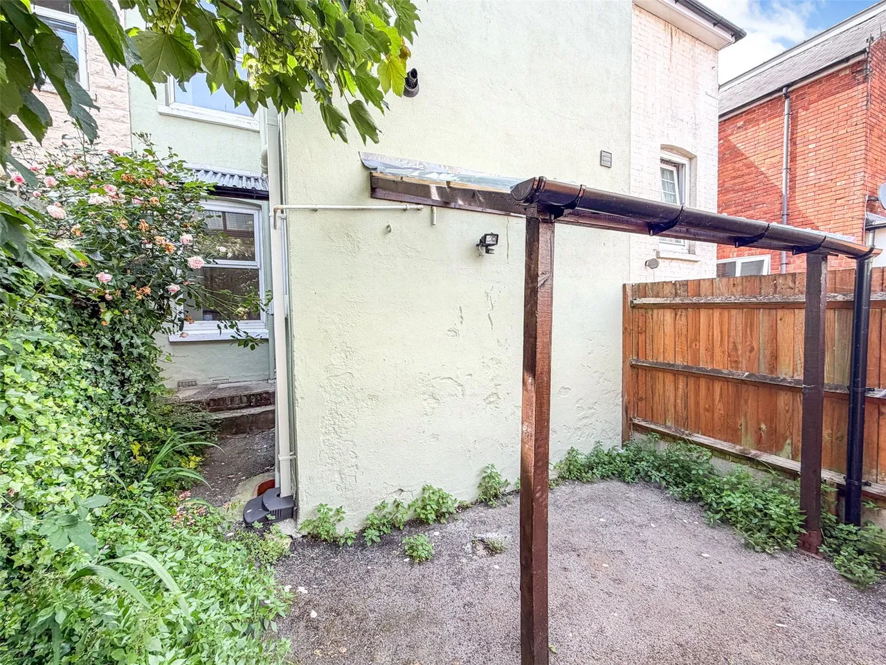 Gordon Road, Aldershot, Hampshire, GU11 1NG, photo 5