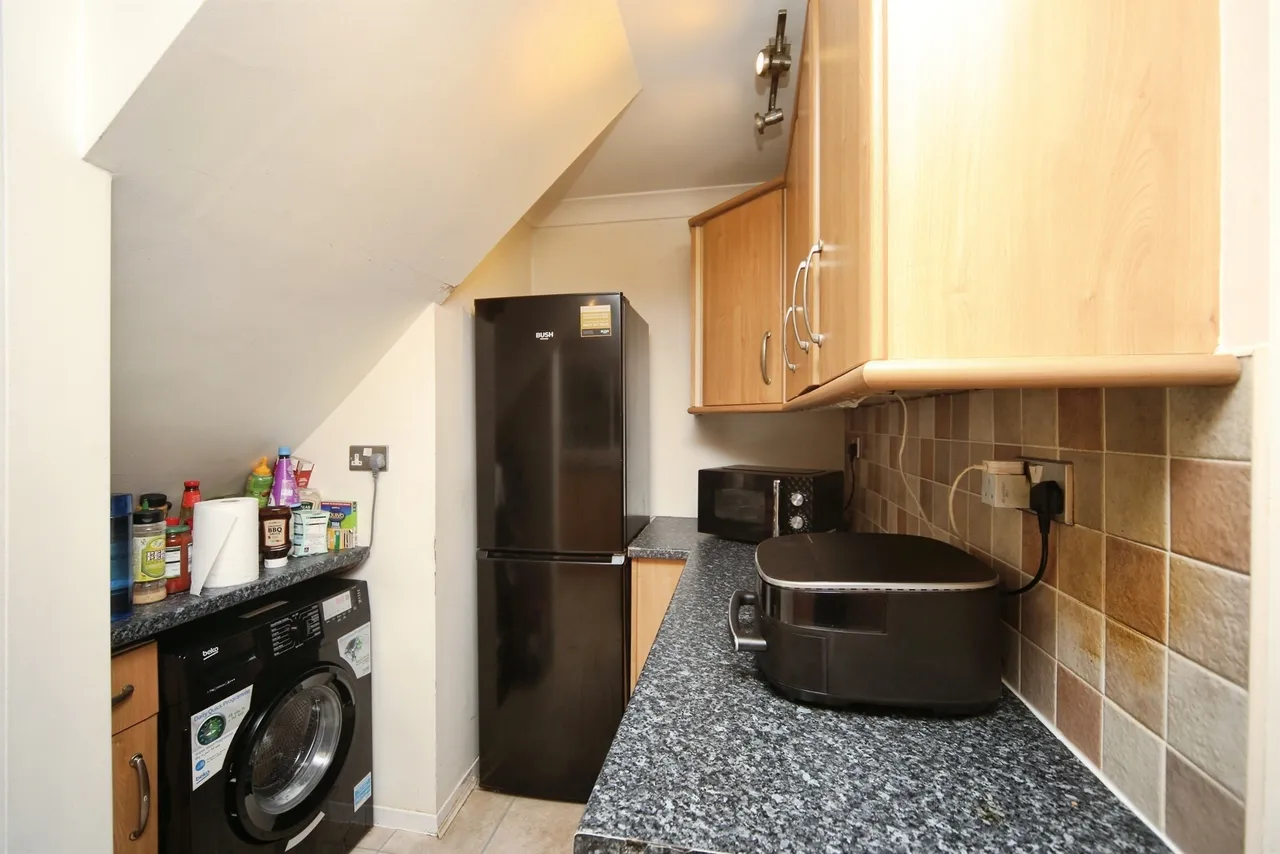 Lammas Close, Solihull, B92, photo 8