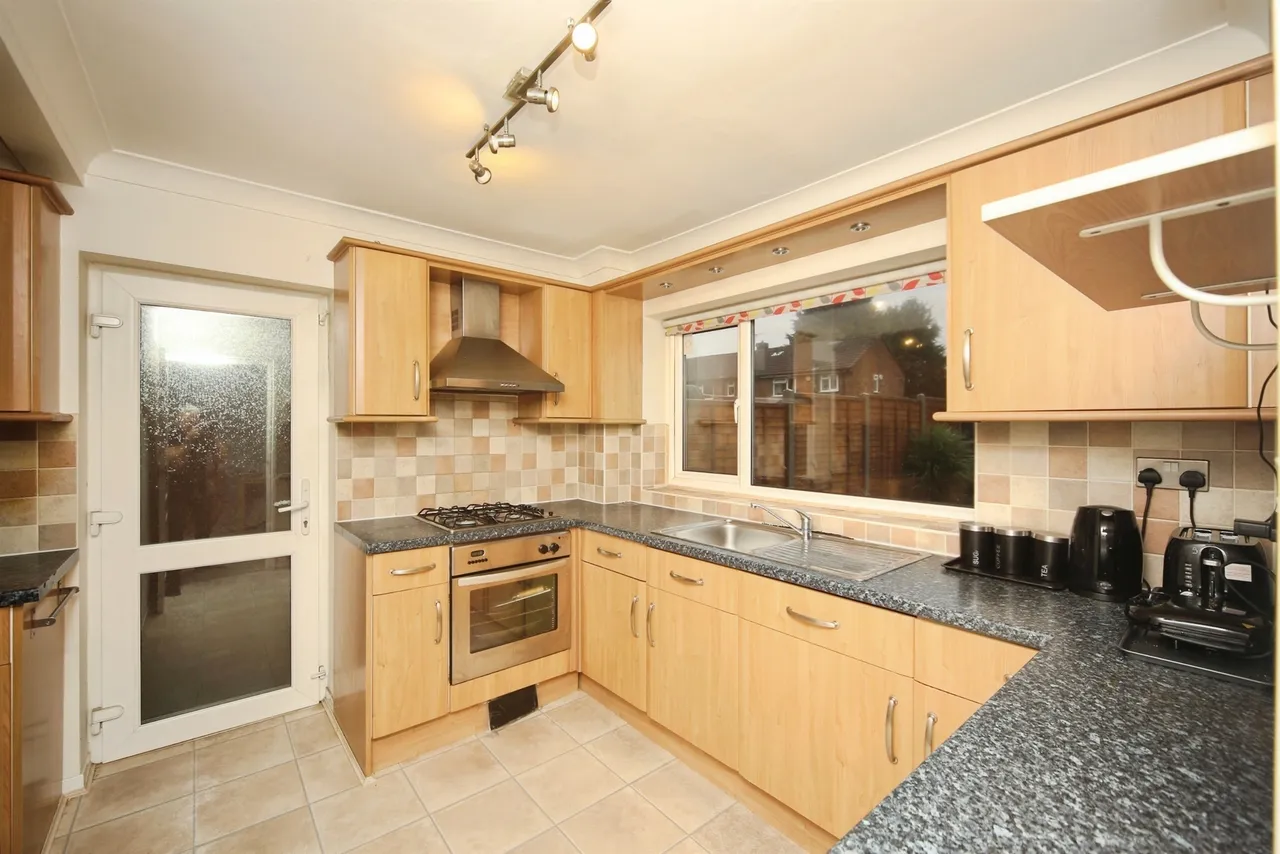 Lammas Close, Solihull, B92, photo 7