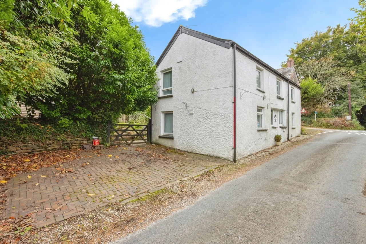 3 bed house for sale, Horningtops, Liskeard, PL14