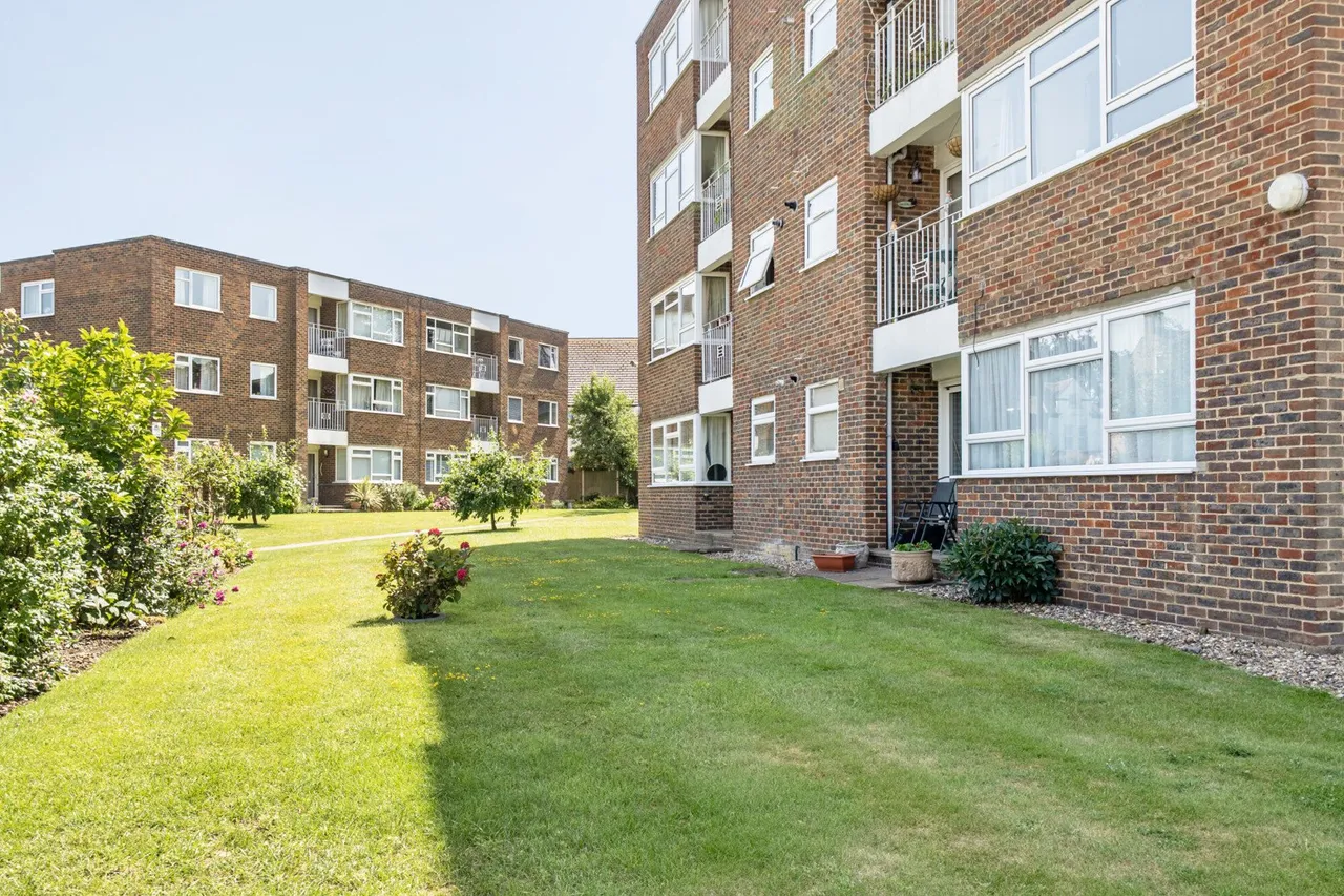 Green Acres, Sidcup, DA14, photo 12