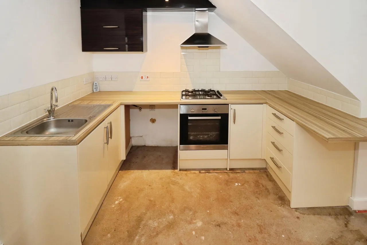Cranleigh Court Road, Yate, Bristol, BS37, photo 6